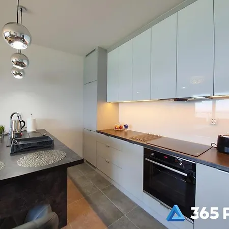 365pam - Sailor Z Widokiem Na Morze Ustronie Morskie